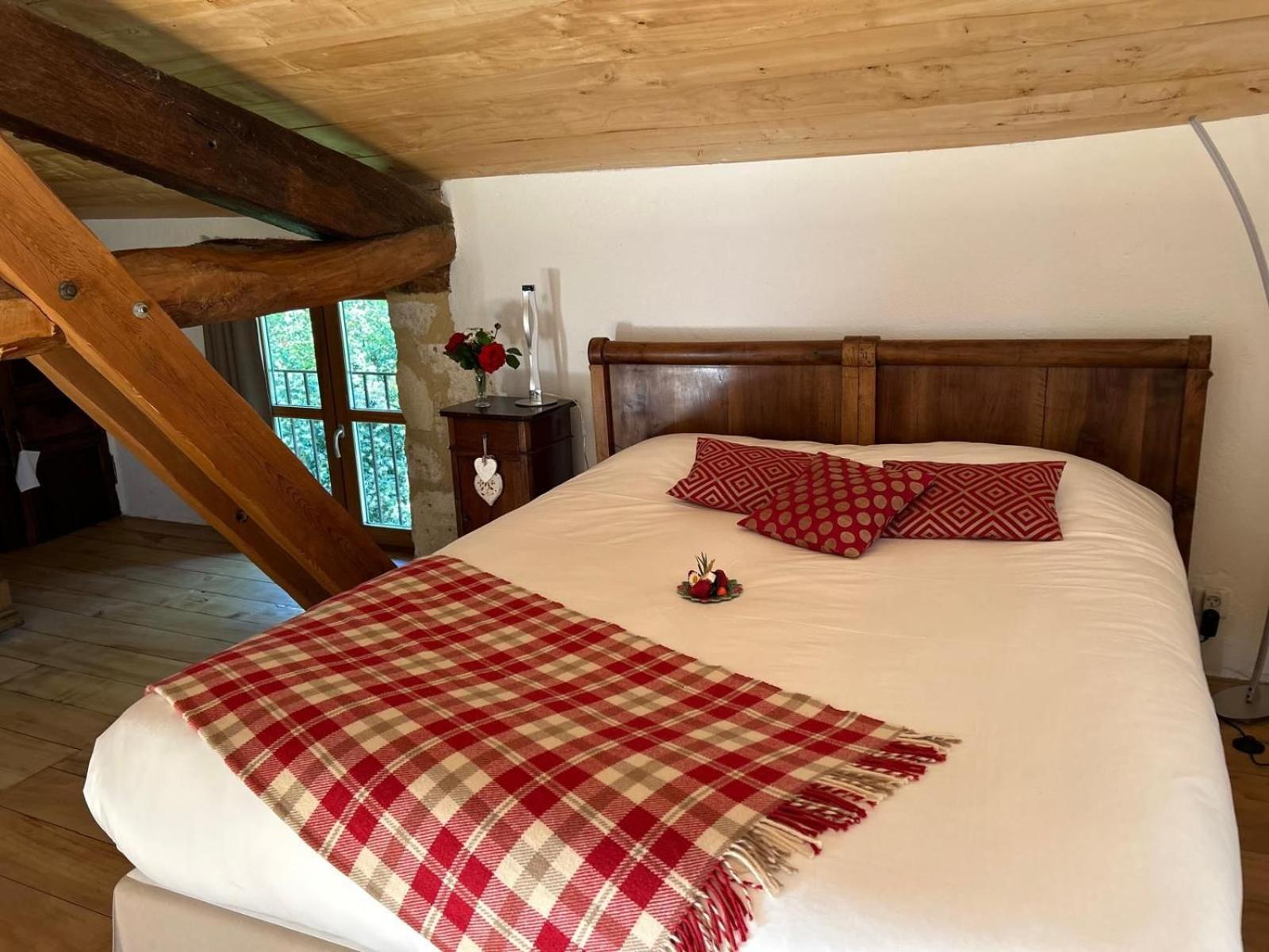 Le Clos Pastel Chambres D'Hotes & Gite Virac Eksteriør billede