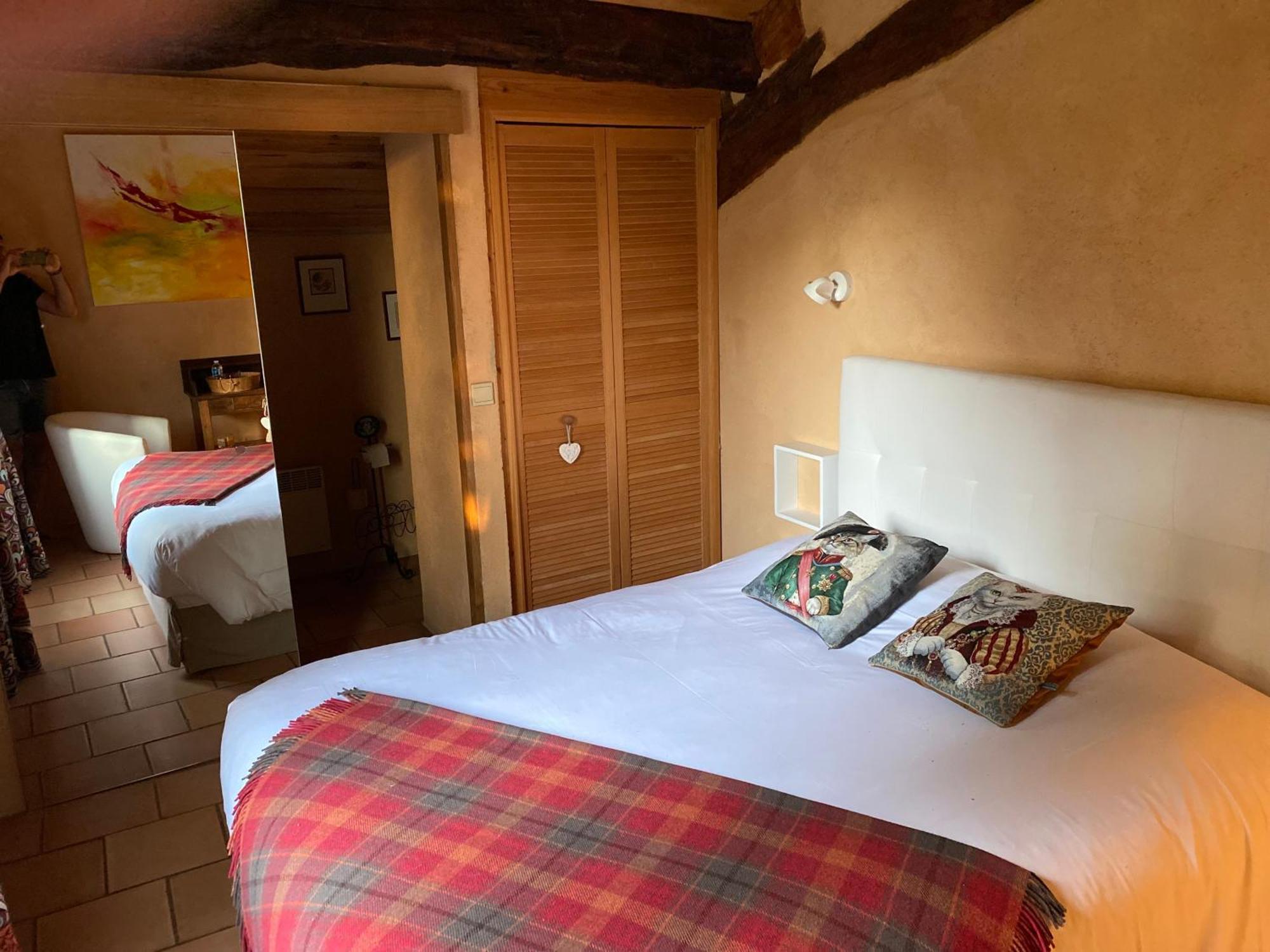 Le Clos Pastel Chambres D'Hotes & Gite Virac Eksteriør billede